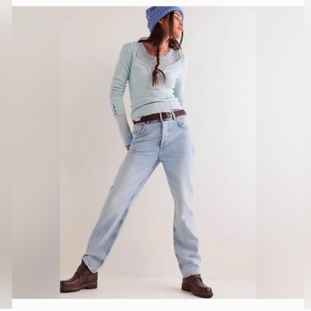Free People, NWT We The Free Zane Mid Rise Straight Leg Jeans